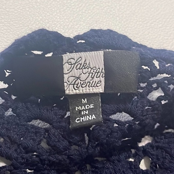 Saks Fifth Avenue Navy Blue Open Knit Sweater Women's Size Medium - Picture 6 of 6